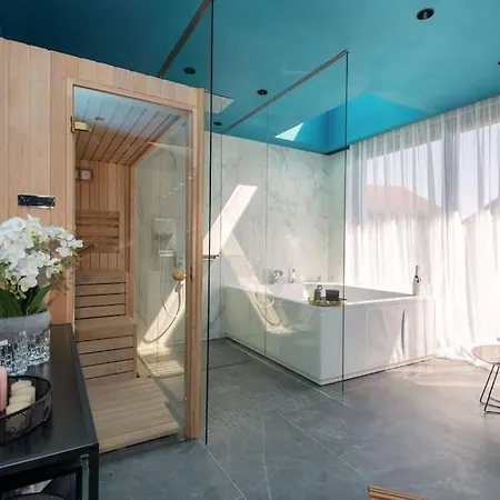 Villa Luxury Karmen* * * * * With Pool & Spa Zone *