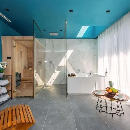 Luxury Karmen* * * * * With Pool & Spa Zone Villa *