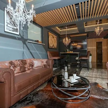 Luxury Karmen* * * * * With Pool & Spa Zone Villa
