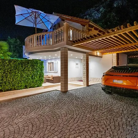 Villa Luxury Karmen With Pool & Zone