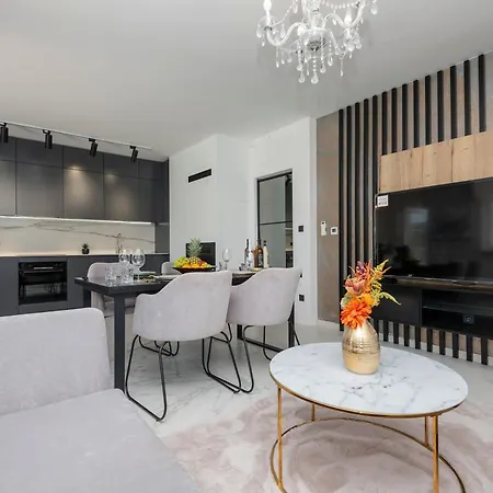 Luxury Karmen With Pool & Zone Villa Ricice (Prolozac)