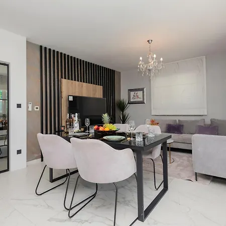 Luxury Karmen With Pool & Zone Villa *